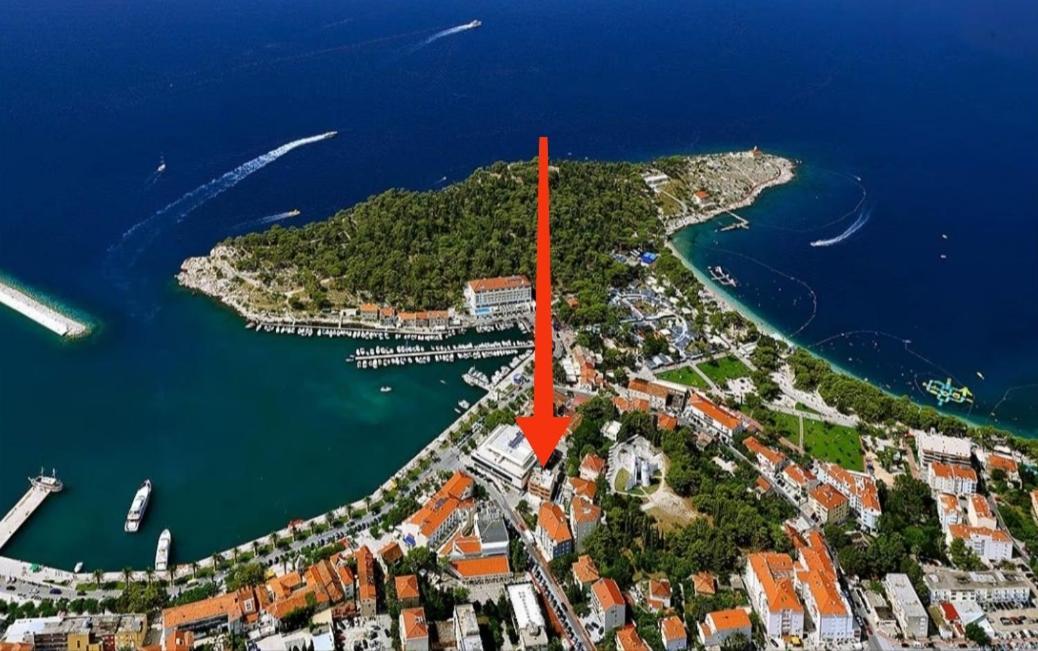 Center Apartment Makarska
